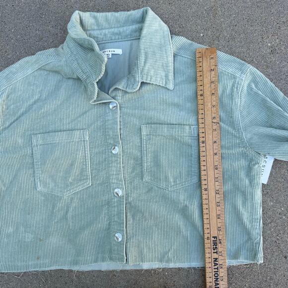 Pacsun M/L Sage Green Corduroy Cropped Raw Hem Button Down Long Sleeve Shirt NWT - Picture 6 of 11